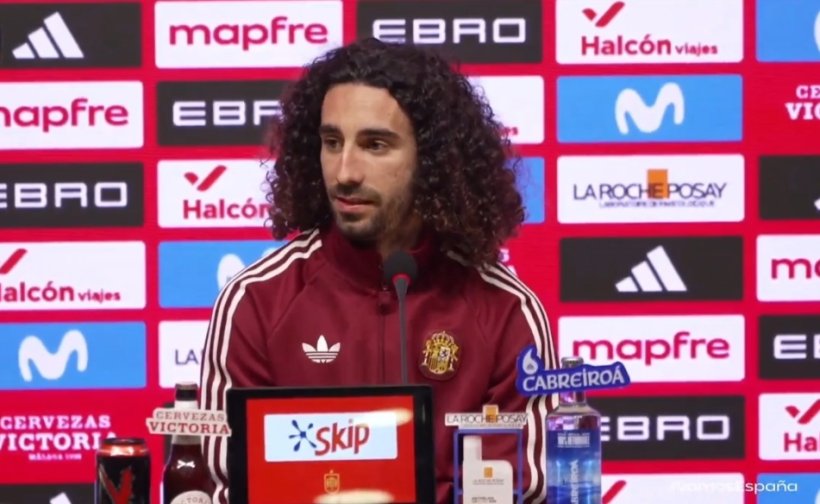 كوكوريلا يلمّح لاحتمال العودة إلى برشلونة