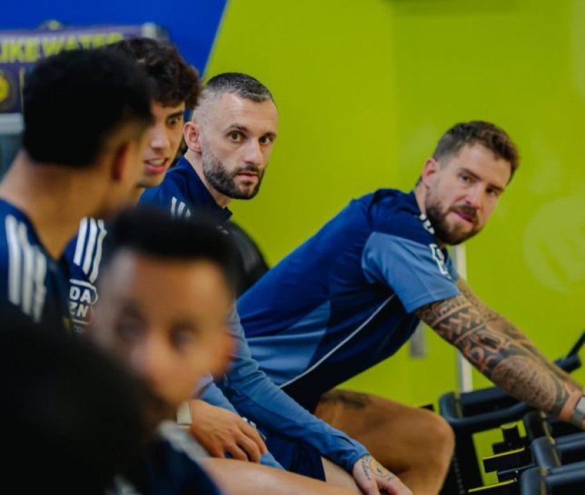 اختبار أخير يحدد موقف مارتينيز من مواجهة النجمة