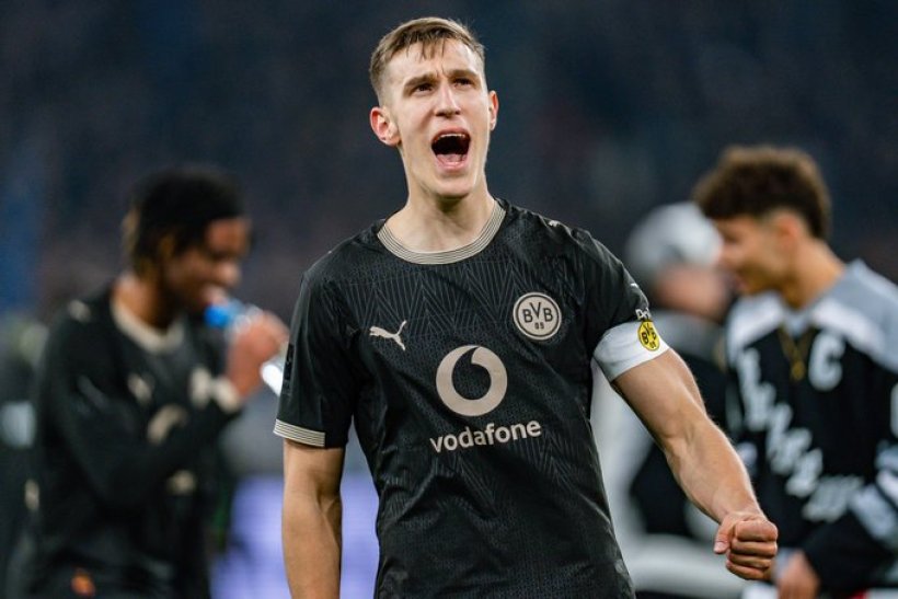 شلوتربيك يثير التكهنات حول استمراره مع دورتموند