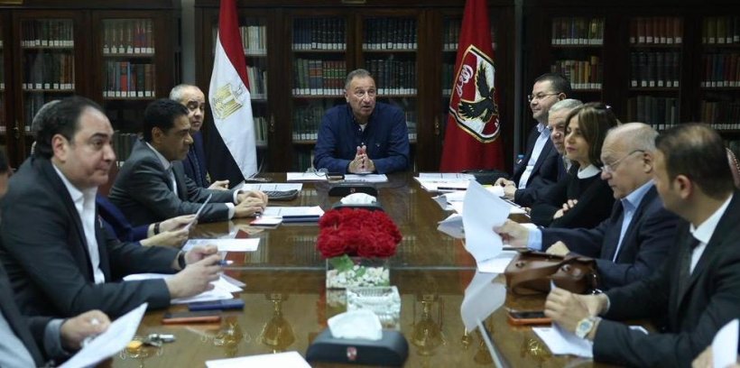 اجتماع الخطيب مع شركة الخدمات لبحث أرباح الأهلي وخطط تطوير الرياضة