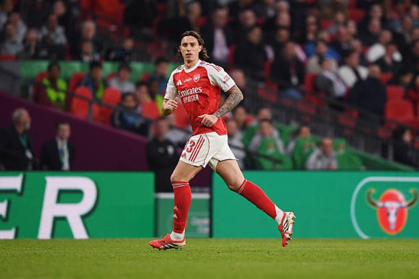 برشلونة يضع مدافع أرسنال ضمن قائمة اهتماماته