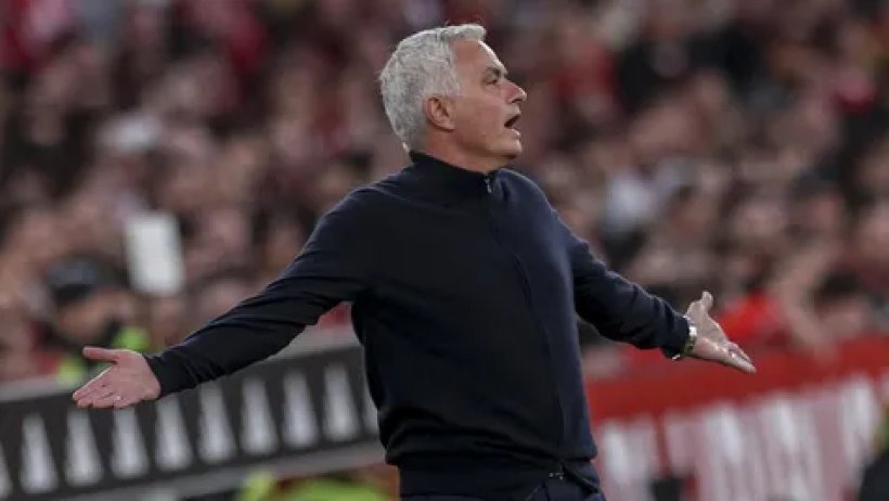 دعوة سياسية مثيرة: مورينيو على رادار منتخب إيطاليا بعد صدمة المونديال