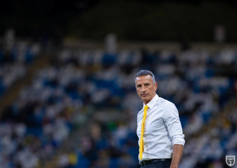 تحدي من نوع خاص بين الهلال وشاموسكا مدرب التعاون