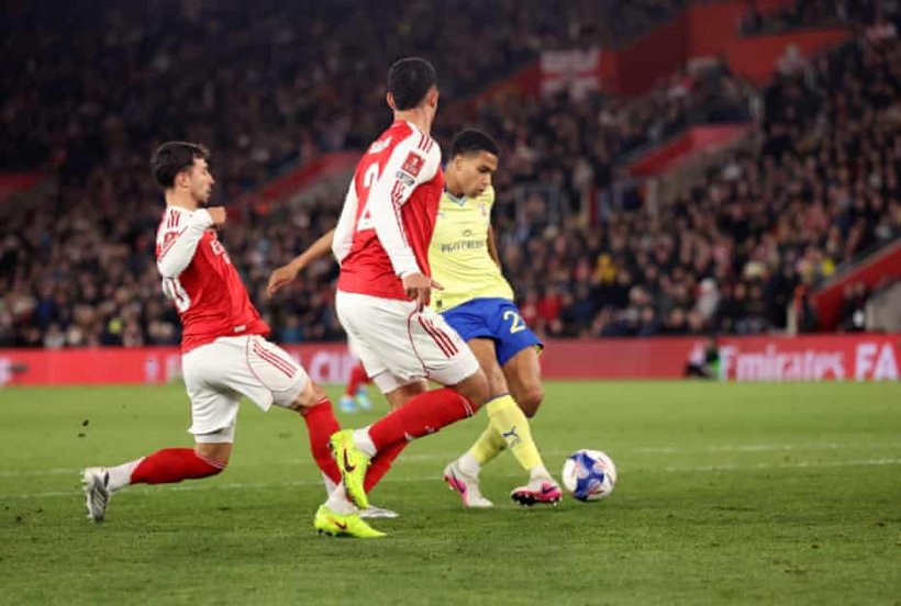 ساوثهامبتون يفجر المفاجأة ويطيح بأرسنال من كأس إنجلترا