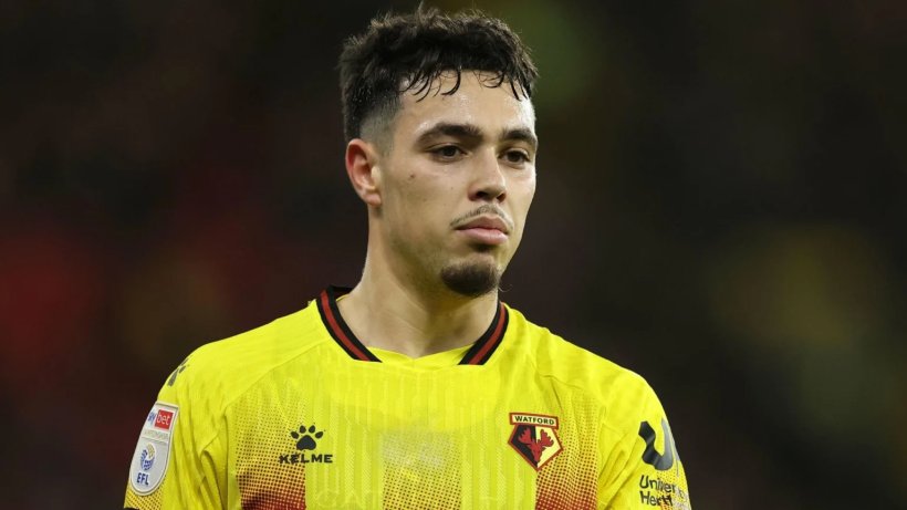 عثمان معما: لا أفضّل تبادل القمصان وأتعامل بحذر للحفاظ على خصوصيتي