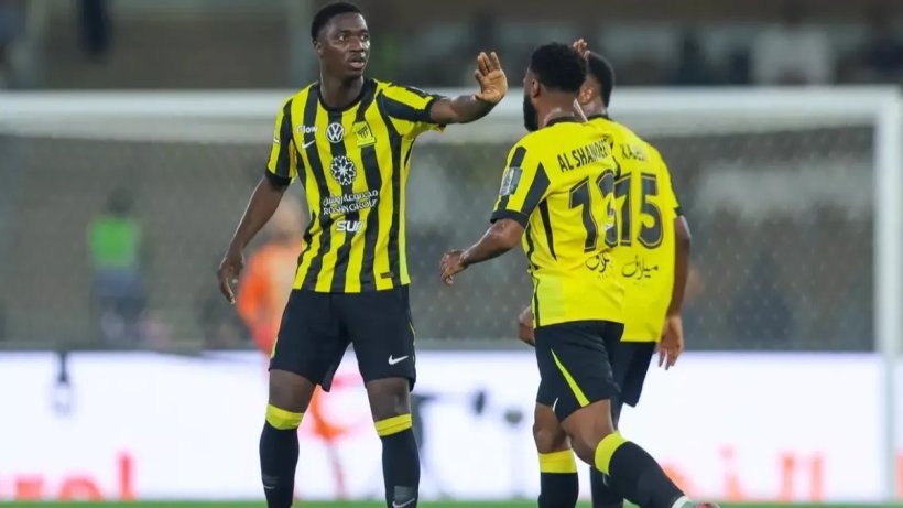 جراحة الركبة تُبعد موهبة الاتحاد عن الملاعب