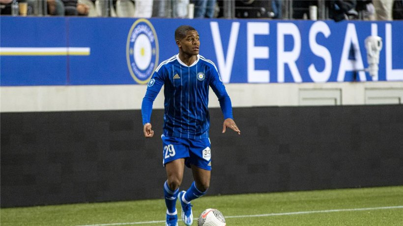 لاعب سوبر على رادار الأهلي لتعويض رحيل أليو ديانج