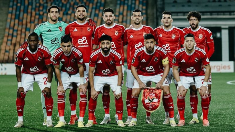 الأهلي يختتم تحضيراته لمواجهة سيراميكا على استاد المقاولون