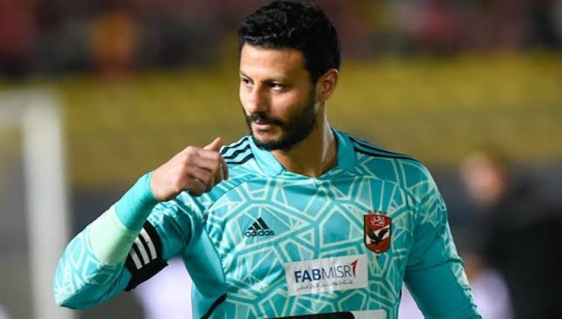 الشناوي مهدد بعقوبة قاسية بعد واقعة حكم مباراة سيراميكا