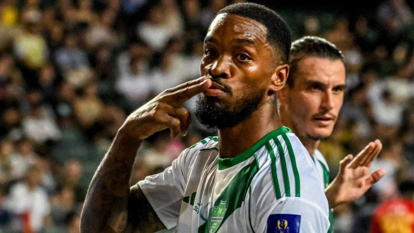 توني يلمّح لمجاملة التحكيم للنصر ويثير الجدل في الدوري السعودي