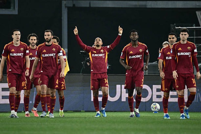 روما يكتسح بيزا في الدوري الإيطالي