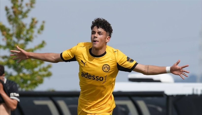 صراع أوروبي وبرازيلي على موهبة دورتموند الشابة
