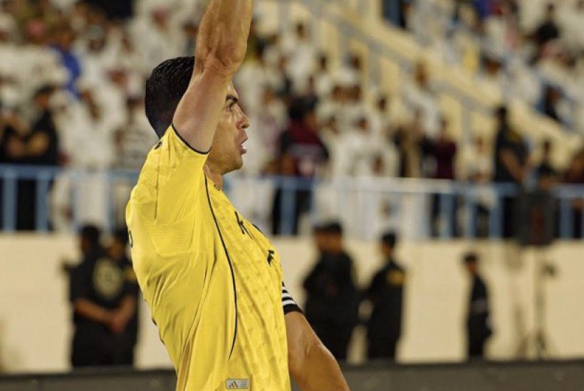 رونالدو يكتب رقمًا تاريخيًا جديدًا ويقود النصر لانتصار هام
