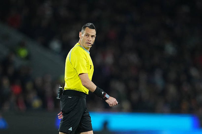 حكم مواجهة ليفربول وباريس سان جيرمان في دوري الأبطال