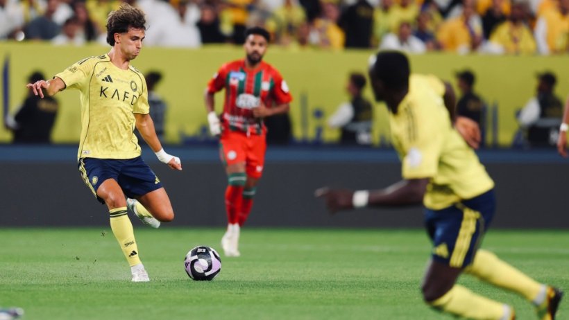 كومان يخطف نقاط اللقاء للنصر ويسقط الاتفاق