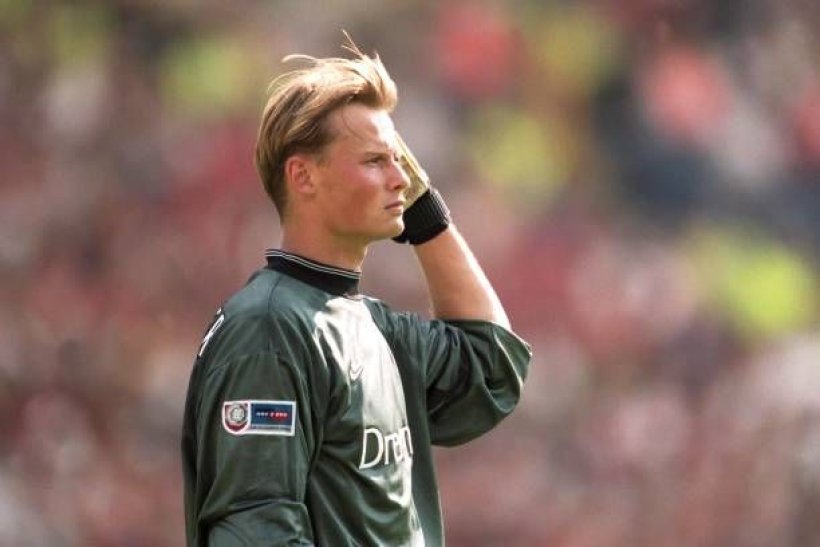 وفاة حارس أرسنال السابق في حادث مأساوي