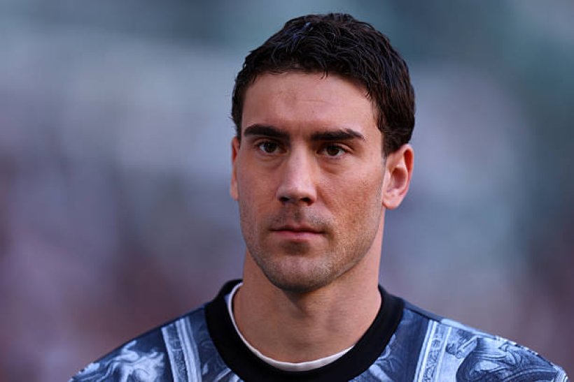 ميلان يترقب موقف فلاهوفيتش مع يوفنتوس