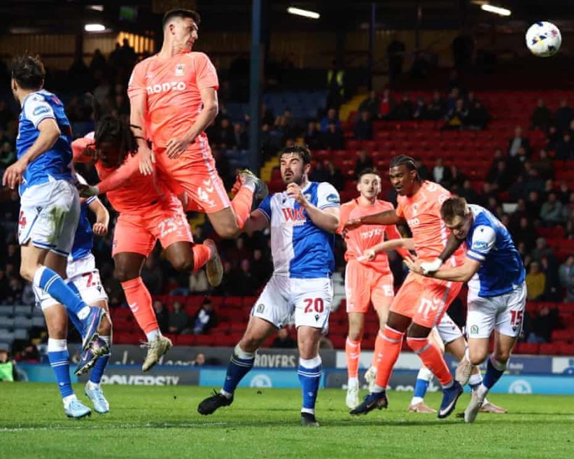 لامبارد يقود كوفنتري إلى البريميرليج بعد غياب دام 25 عامًا