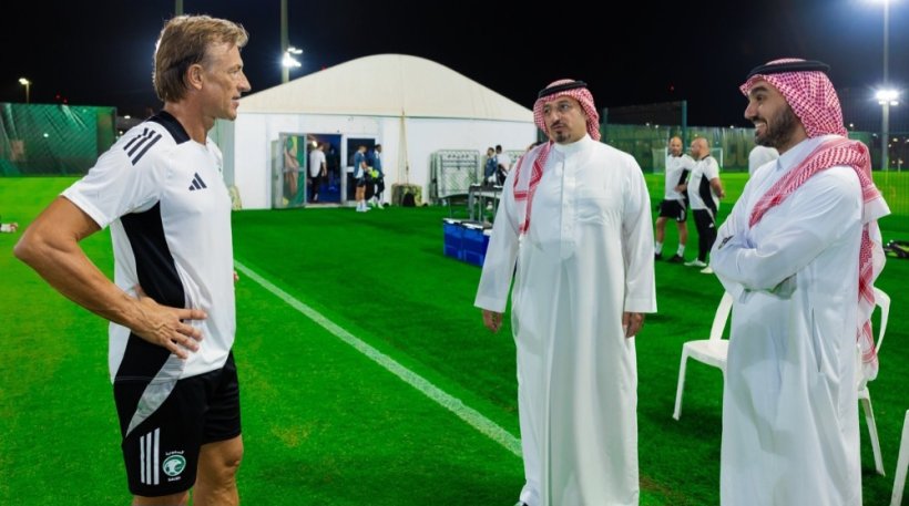 الكشف عن سبب إقالة هيرفي رينارد من تدريب الأخضر