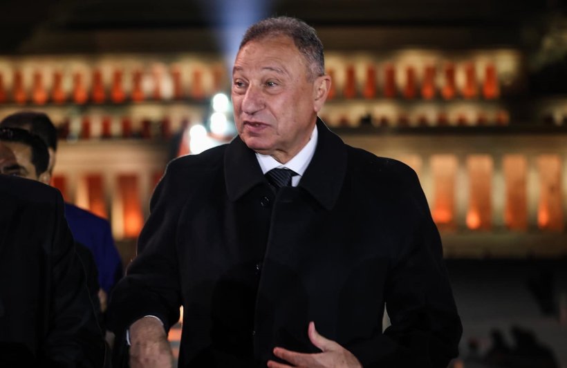 نجم الأهلي السابق يدافع عن محمود الخطيب