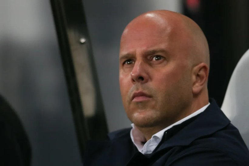 روي كين: إقالة سلوت ستكون قرارًا خاطئًا