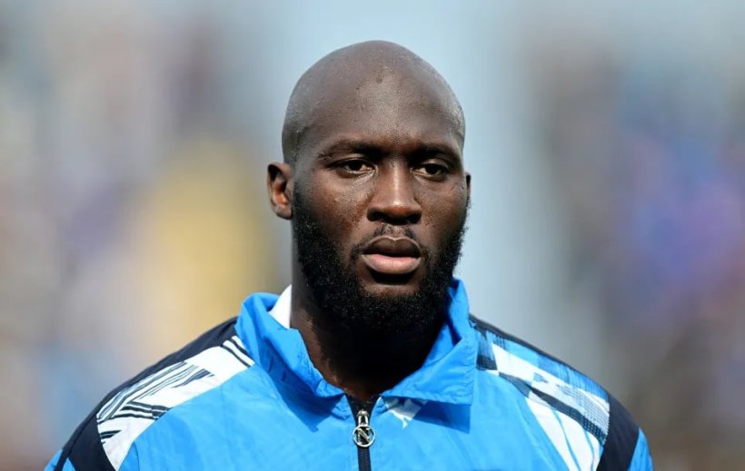 اجتماع إيجابي بين لوكاكو ونابولي.. وعودة قريبة للملاعب