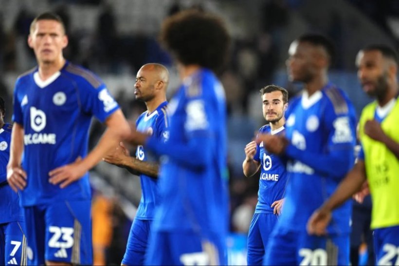 سقوط مدوٍ لبطل المعجزة.. ليستر سيتي إلى الدرجة الثانية