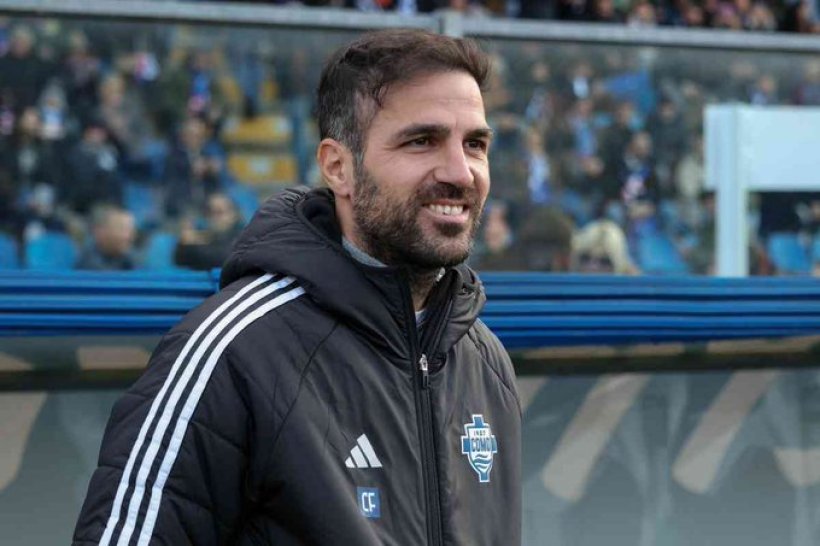 فابريجاس يرد على ارتباطه بتدريب تشيلسي