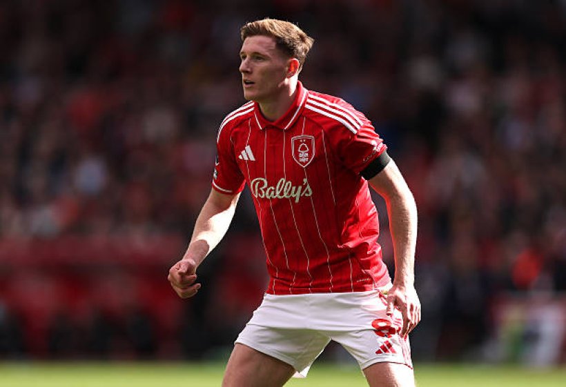 مانشستر سيتي يتصدر سباق التعاقد مع إليوت أندرسون