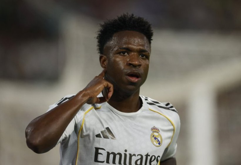 أنباء متضاربة حول اتفاق ريال مدريد مع فينيسيوس