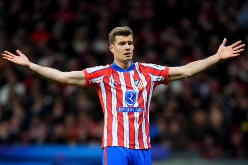 سورلوث يوافق على الانتقال إلى ميلان، والروسونيري يجهّز العرض