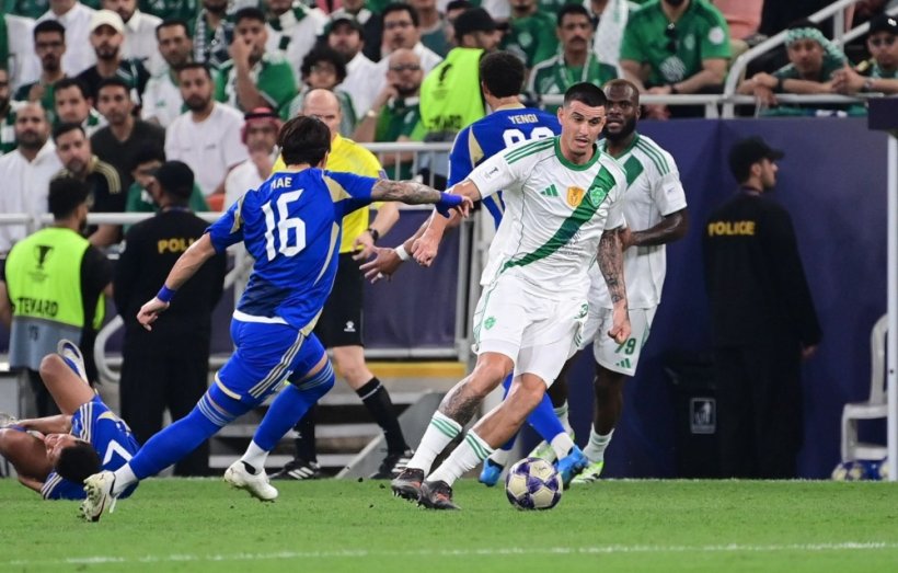 إحصائيات الشوط الأول من مباراة الأهلي وماتشيدا