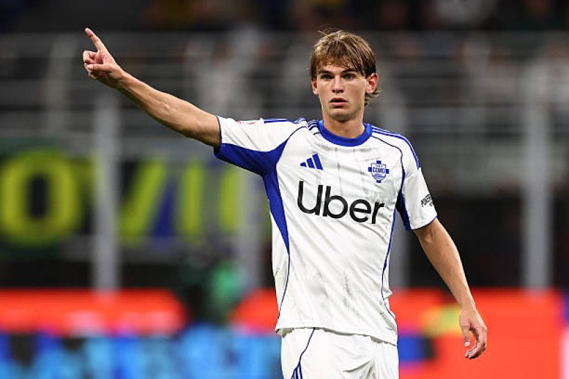 ريال مدريد يقرر استعادة نيكو باز من كومو