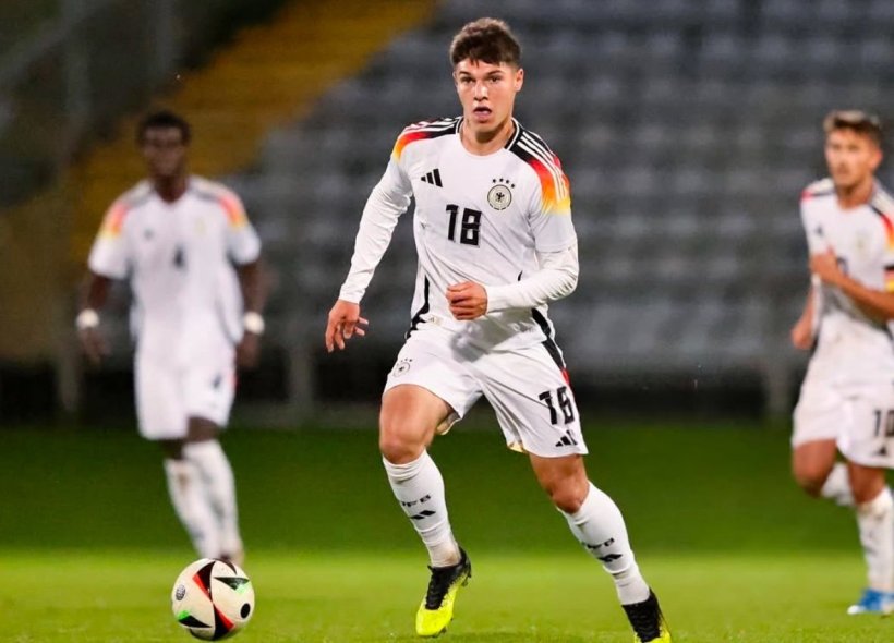 ميلان يراقب كومور وأوغسبورغ يحدد السعر