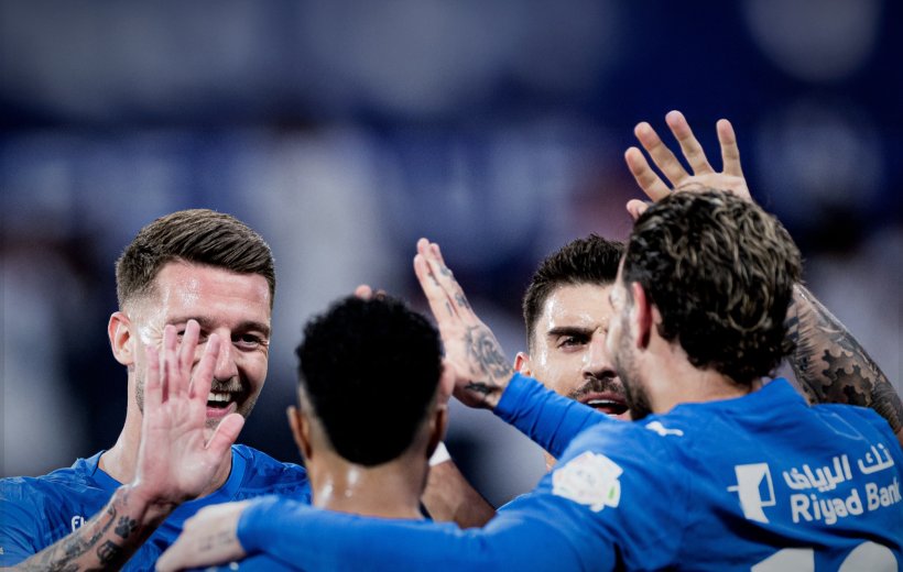 الهلال يعبر ضمك بصعوبة ويواصل مطاردة الصدارة