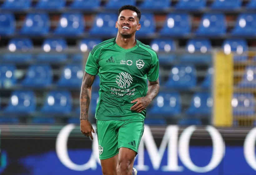 جالينو نجم الأهلي يتعرض لإصابة في مباراة النصر