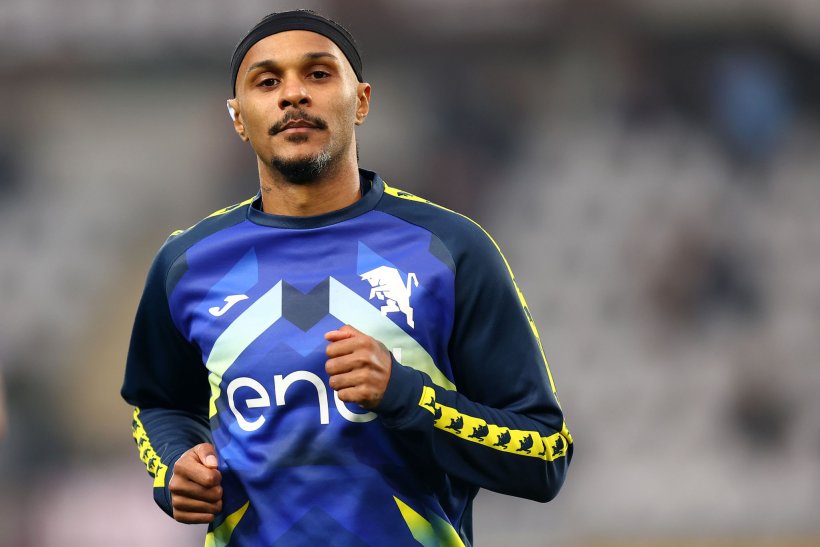 بالميراس يستهدف لازارو من تورينو