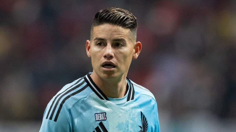 خاميس يكشف كواليس اختياره لريال مدريد على حساب الأموال