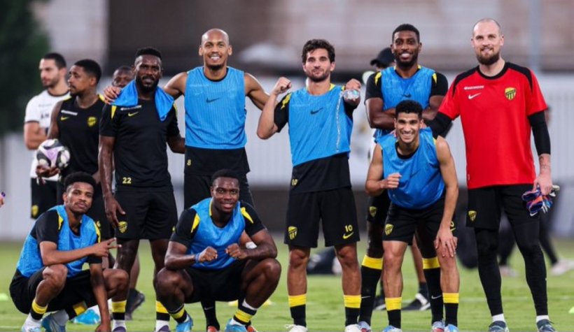 كونسيساو يستبعد ثنائي الاتحاد ويعيد أوراق الفريق