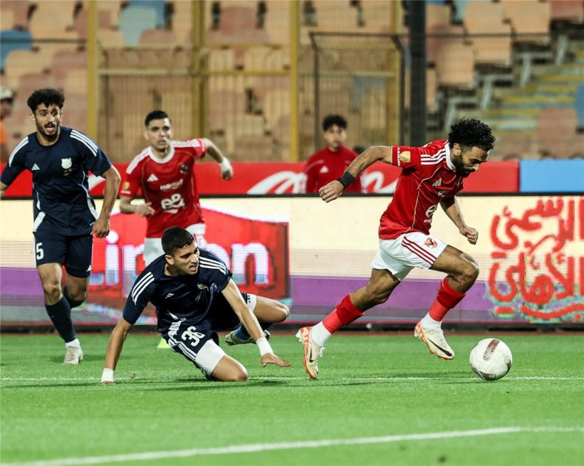 حسين الشحات رجل مباراة الأهلي وإنبي في الدوري