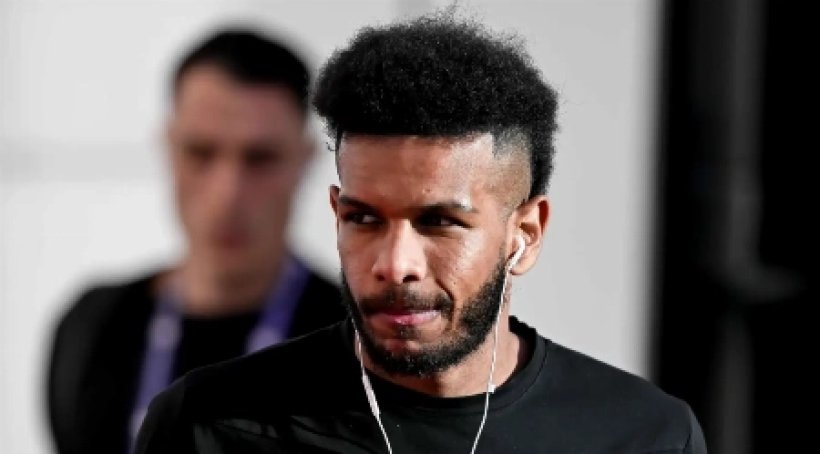 البليهي يعتذر لجماهير الشباب بعد احتفاله بقميص الهلال ضد النصر