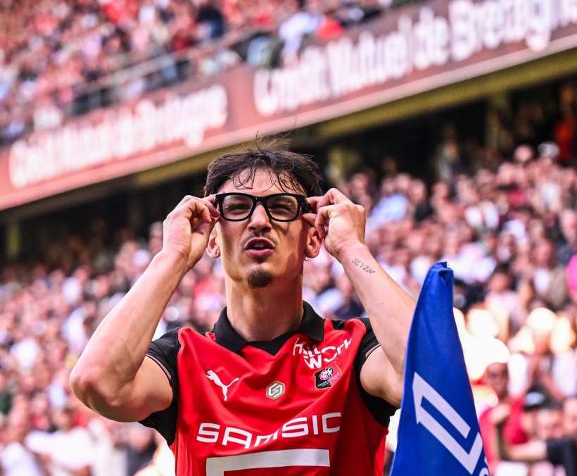 تجاهل يثير الجدل.. إستيبان ليبول خارج الجوائز ومنتخب فرنسا