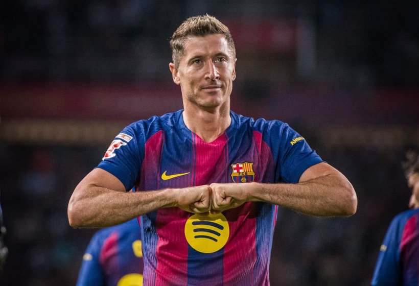 ماذا قدم روبرت ليفاندوفسكي مع برشلونة خلال 4 مواسم؟