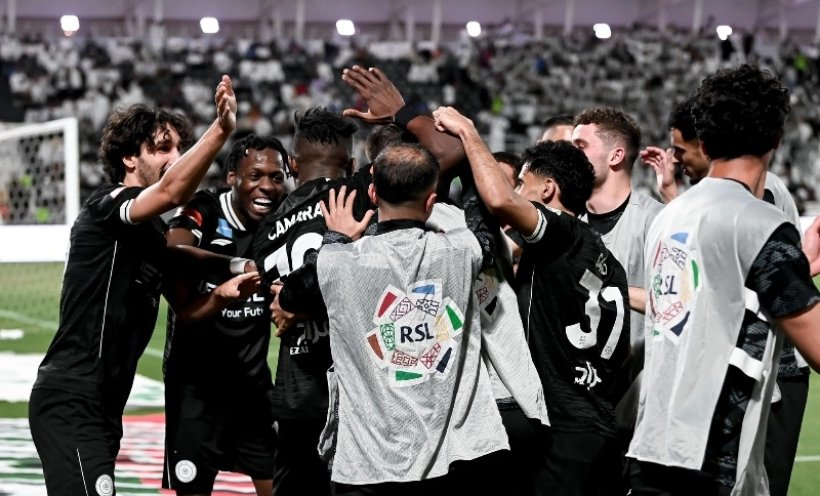 الشباب يقلب الطاولة على الاتحاد ويعطل تأهله الآسيوي
