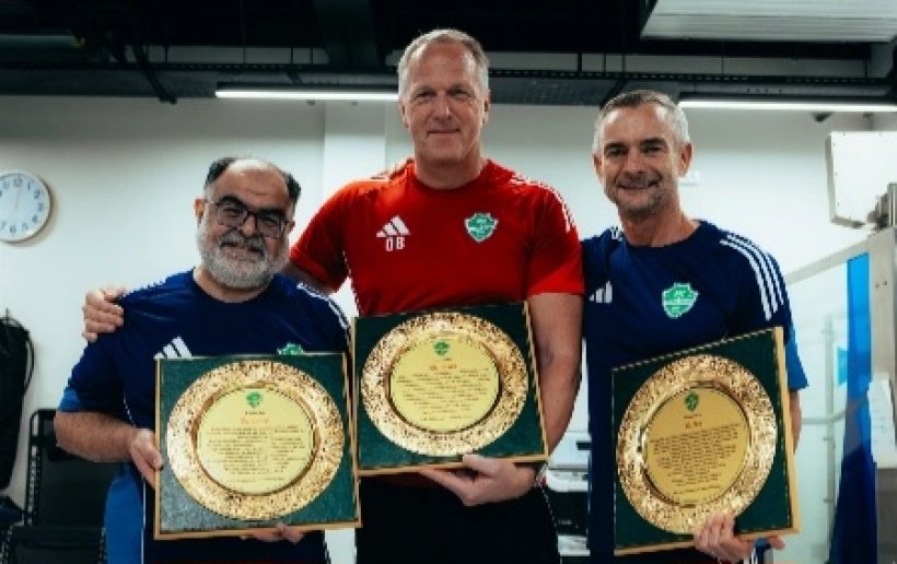 بعد موسم تاريخي.. الأهلي يودع 3 من عناصره