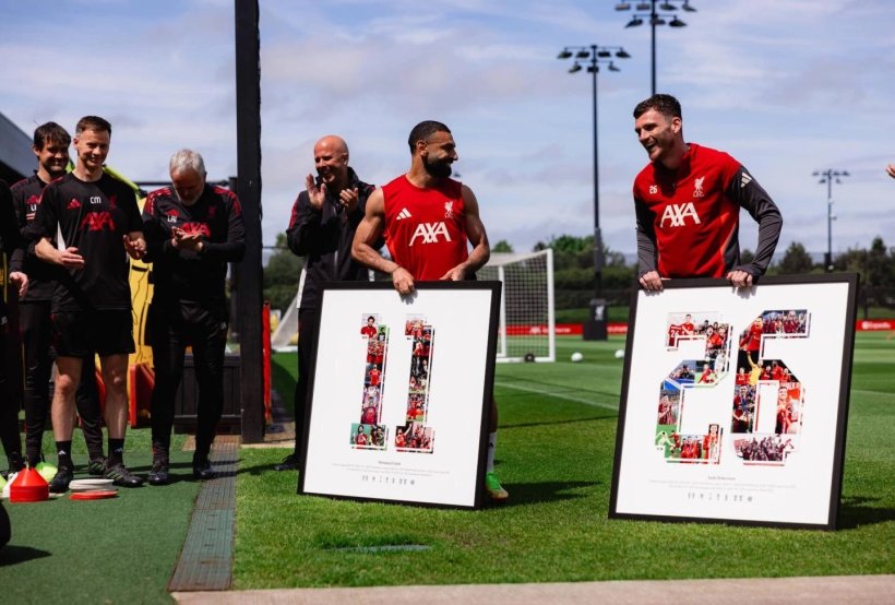 ليفربول يودّع صلاح وروبرتسون