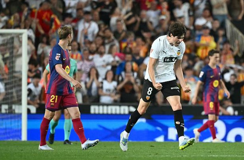 برشلونة ينهي موسمه بالهزيمة أمام فالنسيا