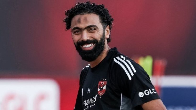 إعلامي يفجر مفاجأة بشأن حسين الشحات