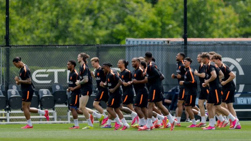 المنتخب الهولندي يتلقى ضربة قوية قبل انطلاق كأس العالم