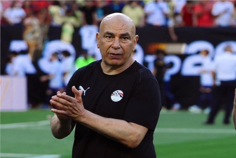 حسام حسن: فخور بتمثيل مصر في مونديال 90